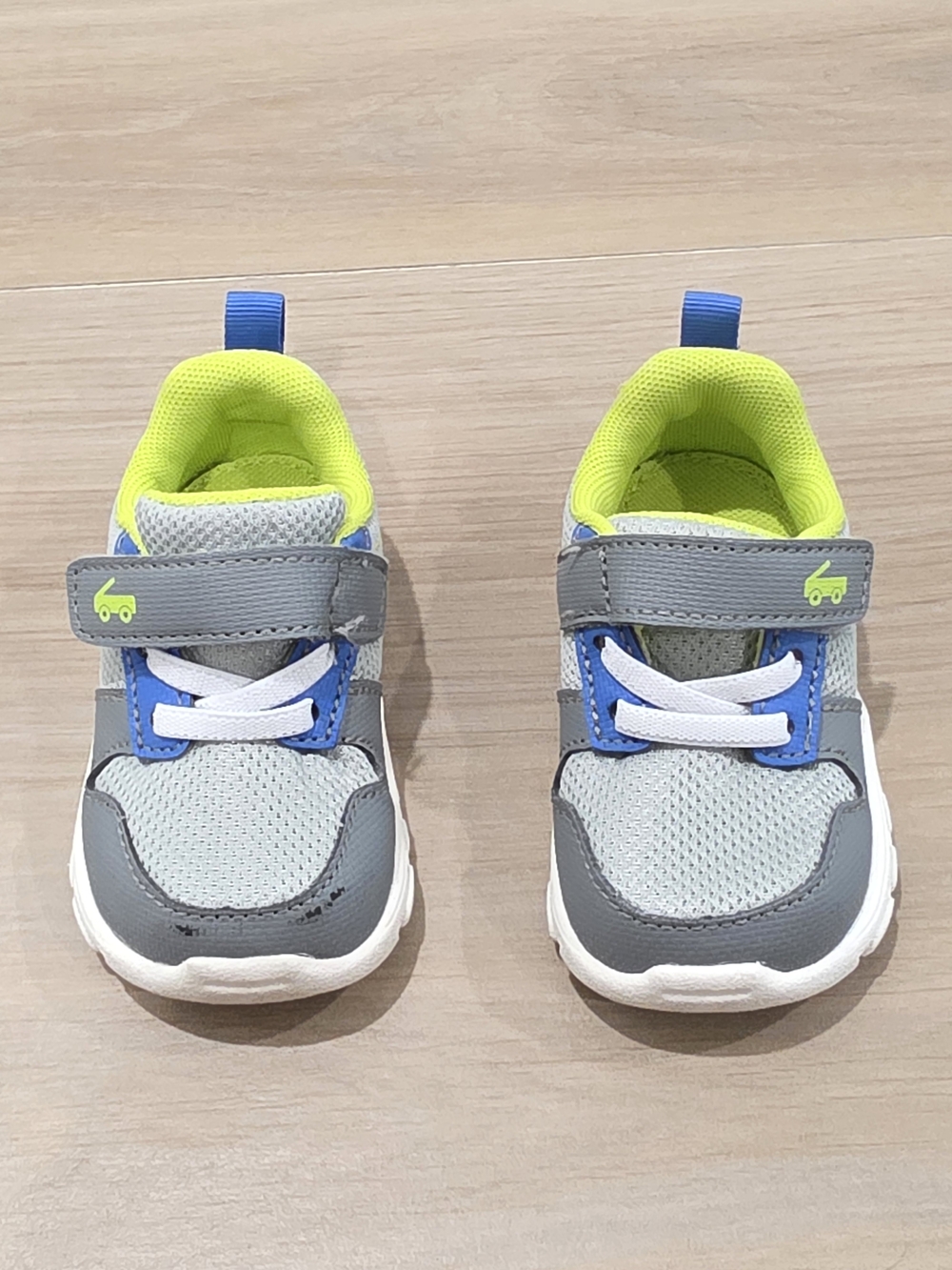 See Kai Run Toddler Sneakers Gray Blue Neon Green Size 5 – Excellent Condition